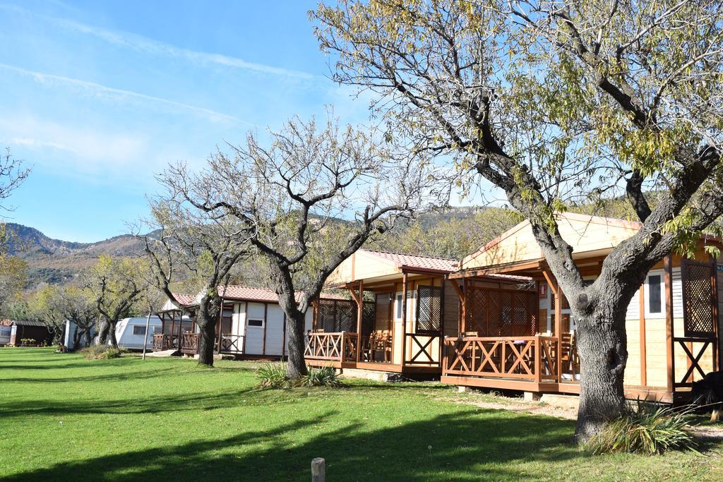 Camping Castillo de Loarre Exterior foto